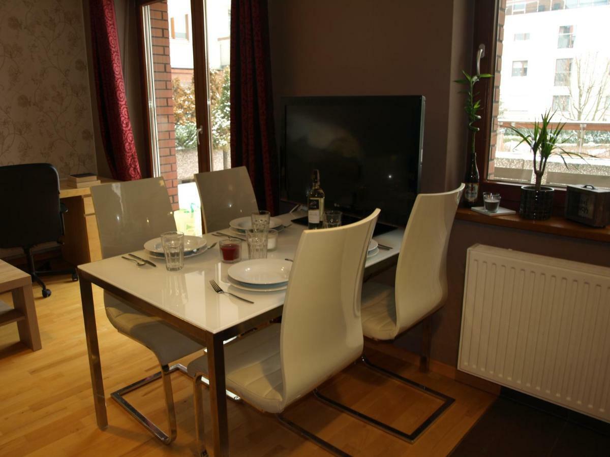 Apartament Przy Parku Wrocław Extérieur photo