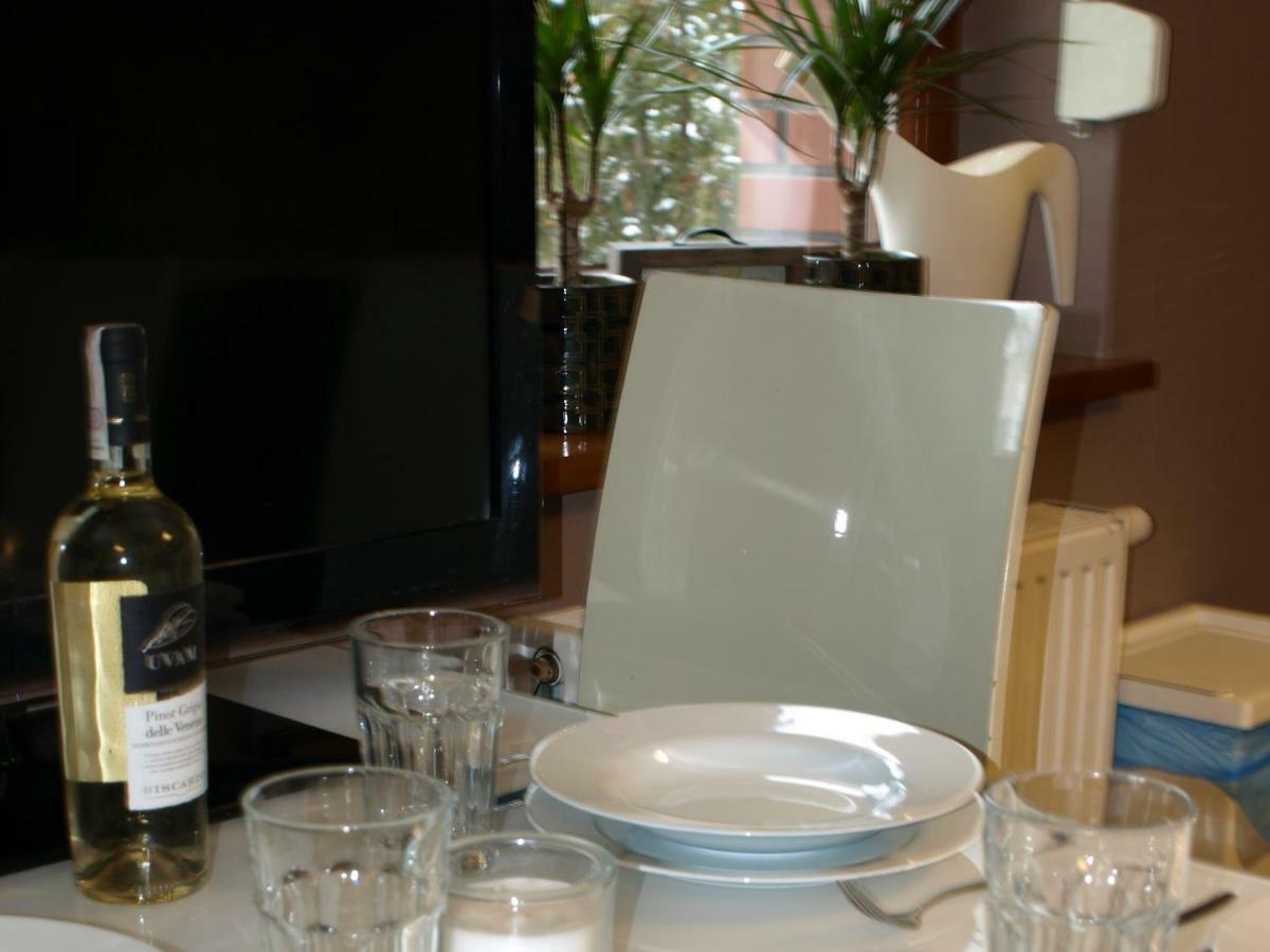 Apartament Przy Parku Wrocław Extérieur photo